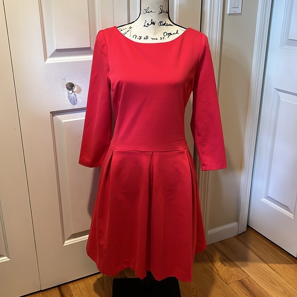 Banana Republic Ponte fitted dress in heart throb pink - Picture 4 of 10
